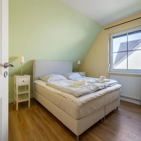 Modern In With Terrace * Bastorf