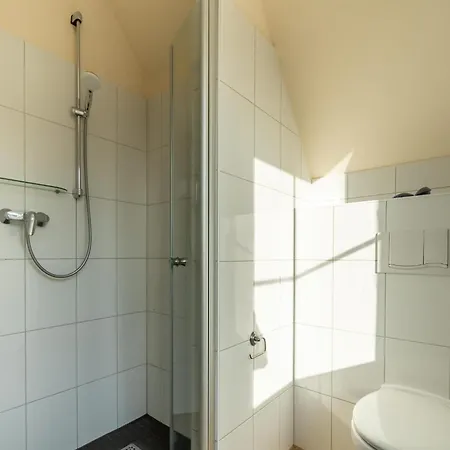 Modern In With Terrace *