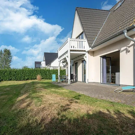 Modern In With Terrace *