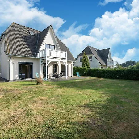 Modern In With Terrace * Bastorf